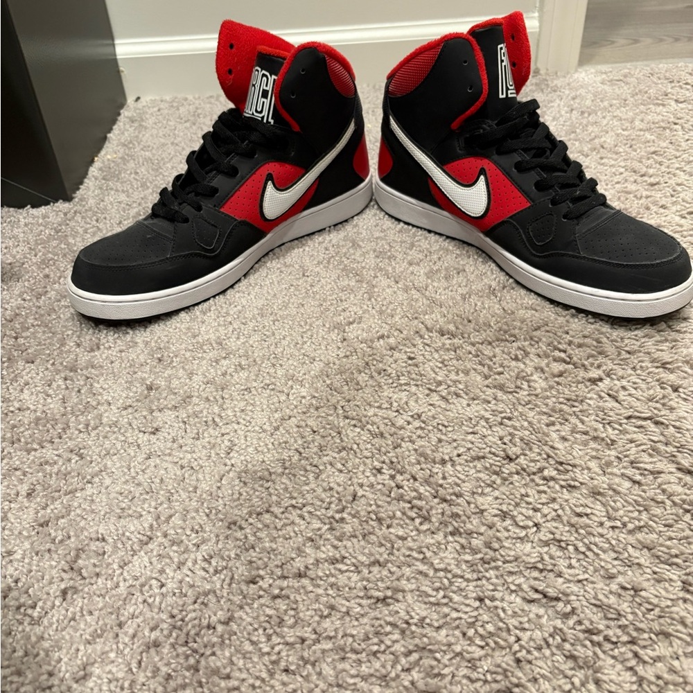 Nike Black and Red High-Tops